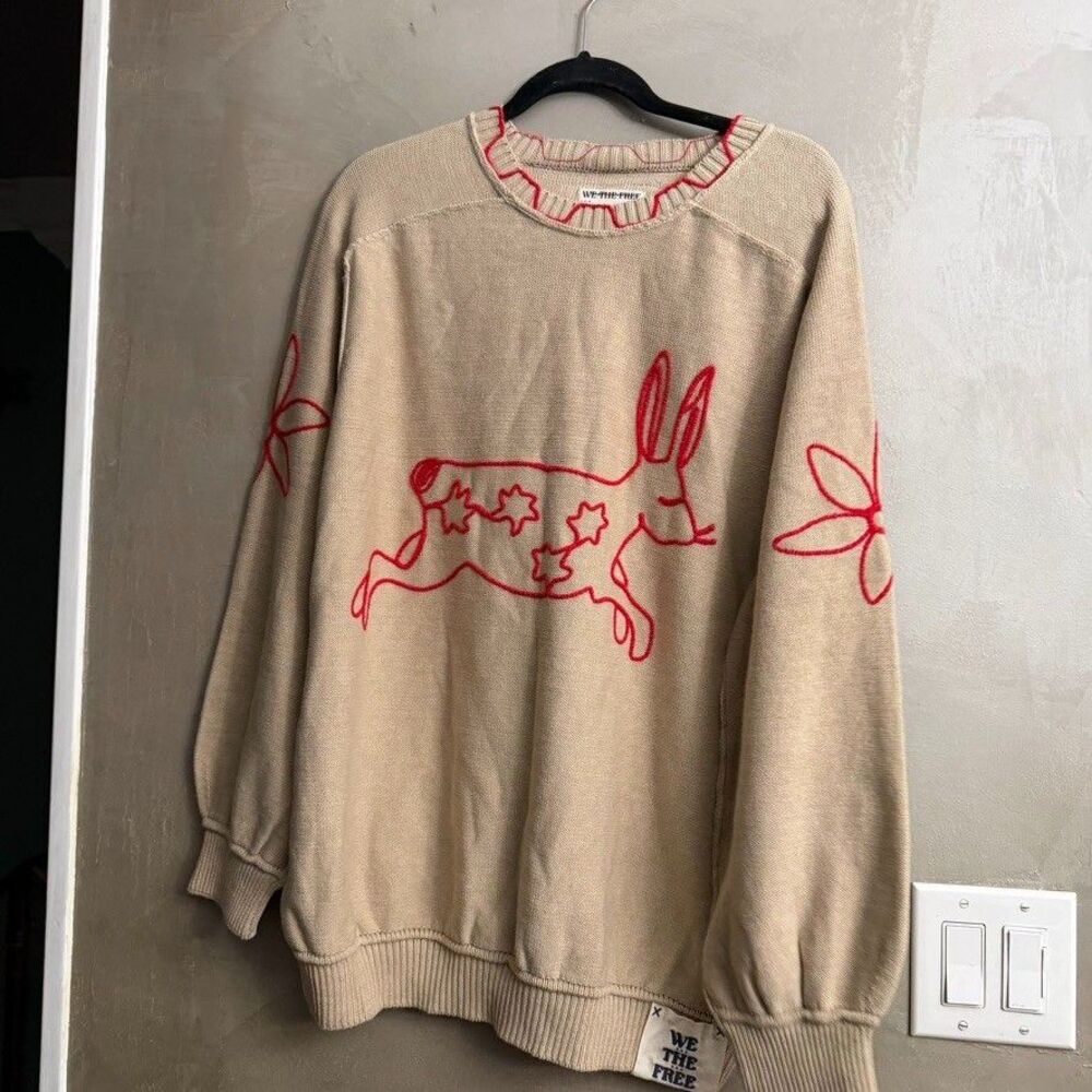 Free People We The Free Bunny Graphic Crewneck Sweater Medium M NEW - Picture 4 of 7